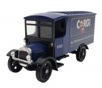 CORGI - THORNYCROFT VAN - Miniatura de caminhão da Corgi, em escala 1:43, feita de ferro com partes plásticas, rodas livres. Feita na Grâ-Bretanha. Pode conter ínfimas marcas ou desgastes.