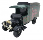CORGI - THORNYCROFT- Miniatura de caminhão da Corgi, em escala 1:43, feita de ferro com partes plásticas, rodas livres. Feita na Grâ-Bretanha. Pode conter ínfimas marcas ou desgastes.