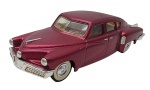 MATCHBOX / DINKY -  1949 TUCKER TORPEDO - Antiga miniatura Matchbox com Dinky, feita de metal com partes plásticas, rodas livres e pneus de borracha. Escala 1;43, ano 1989. Pode conter ínfimas marcas ou desgastes.