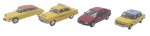 COLEÇÃO TÁXIS DO MUNDO - Lote com 4 miniaturas representando táxis que marcaram e marcam no Brasil o no mundo, modelos de carros que foram ou são usados como táxis por diversos países. Feitos em metal com partes plásticas, rodas livres pneus de borracha. Escala 1:43. Podem conter ínfimas marcas.  Duas miniaturas apresentam avarias (partes ausentes e quebradas).