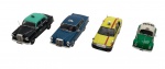 COLEÇÃO TÁXIS DO MUNDO - Lote com 4 miniaturas representando táxis que marcaram e marcam no Brasil o no mundo, modelos de carros que foram ou são usados como táxis por diversos países. Feitos em metal com partes plásticas, rodas livres pneus de borracha. Escala 1:43. Podem conter ínfimas marcas.