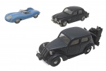 BRUMM - Lote com 3 miniaturas da Brumm, feitas na Italia. Representando carros que marcaram no mundo, em metal com partes plásticas, rodas livres. Escala 1:43. Podem conter ínfimas marcas.