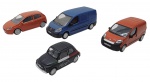 MONDO MOTORS - Lote com 4 miniaturas em metal com partes plásticas, rodas livres e pneus de borracha. Escala 1:43. Podem conter pequenas marcas.