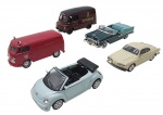 CITY / SOLIDO / SUN STAR / GRANI & PARTNERS - Lote com 5 miniaturas de ferro com partes plásticas, rodas livres e pneus de borracha.  Em escala 1:43. Modelos: KARMANN GHIA, NEW BEETLE CABRIOLET, VW KOMBI e MORRIS LD50.  Podem conter ínfimas marcas.