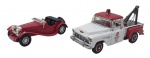 MATCHBOX - MODELS OF YESTERYEAR - Lote com 2 miniaturas Matchbox, feitas em metal com partes plásticas, rodas livres e pneus de borracha. Modelos: 1936 s.s. 100 JAGUAR em escala 1:55 e 1955 CHEVROLET 3100 em escala 1:43.