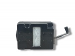 COLECIONISMO, um (1) medidor de condutividade antigo Dionic Conductivity Meter, Series 3, fabricado na Inglaterra, corpo em material rígido preto, visor frontal com escala de leitura Conductivity Unit e manivela lateral metálica com pegador preto, apresentando sinais de uso, não testado e sem garantia de funcionamento, medindo 10x15,5x6cm.