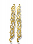 BRONZES, par (2) de espelhos para móveis confeccionados em bronze com rico cinzelado de arabescos em vazados, medindo 41cm de comprimento.