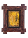 ARTE SACRA, um (1) ícone bizantino/ortodoxo, representando duas figuras sacras sobre fundo dourado craquelado, apresentando desgastes, moldura em madeira medindo 38,5x32,5cm.