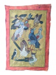 PINTURA, uma (1) pintura sobre tecido representando composição com aves policromadas sobre fundo em tom verde-claro, com borda em tom avermelhado e contorno escuro, rasgo na borda, medindo 95x64cm. Rasgo na borda.