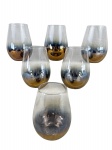 VIDRO -  Lote composto por seis (6) copos para água em vidro, com formato abaulado e acabamento degradê fumê/dourado, medida : 13,5 cm