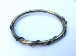 Vintage Luxo Jóias, Bracelete em Prata de Lei, com Fio Trançado, fecho Baioneta com trava, medindo 60mm de diâmetro interno e 68mm de diâmetro externo. Peso total 15,17gr