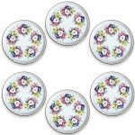 CONJUNTO DE SOUSPLATS, EXECUTADO EM PORCELANA ESMALTADA E VITRIFICADA, APRESENTANDO ABA DECORADA COM ARRANJO FLORAL NA TÉCNICA DITA DECALQUE, COM FILETES EM DOURADO APLICADOS NAS BORDAS PERIFÉRICAS COMPOSTO POR SEIS PEÇAS, MEDINDO 8 CM CADA APRESENTANDO MARCAS DO TEMPO, USO, PEQUENOS RISCOS, DISCRETOS DESGASTES NO DOURADO PERIFÉRICO E/OU IMPERFEIÇÕES COMPATÍVEIS COM SUA UTILIZAÇÃO E ESTADO DE CONSERVAÇÃO, CONFORME FOTOS EXTRAS.
