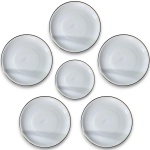 REAL - CONJUNTO, PARTE DE SERVIÇO DE JANTAR, EXECUTADO EM PORCELANA ESMALTADA E VITRIFICADA, COM FRISO EM VIBRANTE DOURADO NAS BORDAS, COMPOSTO POR SEIS PEÇAS, SENDO: CINCO PRATOS RASOS, MEDINDO 25 CM CADA E PRATO DE SOBREMESAS, MEDINDO 19 CM, APRESENTAM MARCAS DO TEMPO, USO, DESGASTES E/OU IMPERFEIÇÕES COMPATÍVEIS COM SUA UTILIZAÇÃO E ESTADO DE CONSERVAÇÃO, DESTACANDO QUE UM DOS PRATOS RASOS APRESENTA FIO DE CABELO, CONFORME FOTOS EXTRAS. ESCLAREÇA TODAS AS DÚVIDAS ANTES DE EFETUAR SEU LANCE, QUE SERÁ CONSIDERADO IRREVOGÁVEL E IRRETRATÁVEL. CONSULTE PREVIAMENTE OS TERMOS E CONDIÇÕES DISPONÍVEIS NO SITE. CONTATO (21) 98264-3000.