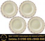 CONJUNTO, PARTE DE SERVIÇOS DE JANTAR, EXECUTADO EM MELAMINA, APRESENTANDO EFEITO CRAQUELADO, BORDA TRABALHADA EM RELEVO ESTILO BAMBU, COMPOSTO POR QUATRO PRATOS RASOS, MEDINDO 28 CM CADA. APRESENTAM MARCAS DO TEMPO, USO E PEQUENAS IMPERFEIÇÕES SUPERFICIAIS COMPATÍVEIS COM SUA UTILIZAÇÃO E ESTADO DE CONSERVAÇÃO, CONFORME FOTOS EXTRAS. ESCLAREÇA TODAS AS DÚVIDAS ANTES DE EFETUAR SEU LANCE, QUE SERÁ CONSIDERADO IRREVOGÁVEL E IRRETRATÁVEL. CONSULTE PREVIAMENTE OS TERMOS E CONDIÇÕES DISPONÍVEIS NO SITE. CONTATO (21) 98264-3000.