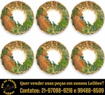 HOME STYLE — CONJUNTO, PARTE DE SERVIÇO DE JANTAR, EXECUTADO EM CERÂMICA ESMALTDA E VITRIFICADA, DECORADOS INTEGRALMENTE COM ESTAMPARIA DE FOLHAGENS TROPICAIS E FIGURA CENTRAL, REPRESNETANDO ONÇA PINTADA, BORDA TRABALHADA EM RELEVO, REPRESENTANDO BAMBU, COMPOSTO POR SEIS PRATOS SOBREMESAS, MEDINDO 20 CM CADA. APRESENTAM MARCAS DO TEMPO, USO E PEQUENAS IMPERFEIÇÕES SUPERFICIAIS COMPATÍVEIS COM SUA UTILIZAÇÃO E ESTADO DE CONSERVAÇÃO, CONFORME FOTOS EXTRAS. ESCLAREÇA TODAS AS DÚVIDAS ANTES DE EFETUAR SEU LANCE, QUE SERÁ CONSIDERADO IRREVOGÁVEL E IRRETRATÁVEL. CONSULTE PREVIAMENTE OS TERMOS E CONDIÇÕES DISPONÍVEIS NO SITE. CONTATO (21) 98264-3000.