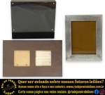 CONJUNTO PORTA-RETRATOS EXECUTADOS EM MADEIRA, MARCAS E PROCEDÊNCIAS DIVERSAS COMPOSTO POR TRÊS PEÇAS, SENDO: UM DE PAREDE PARA DUAS FOTOS, MEDINDO 33 X 20 CM; UM DE MESA COM VISOR EM ACRÍLICO TRANSLÚCIDO, PODENDO SER USADO DE VÁRIAS FORMAS, MEDINDO 3 X 18 X 15 CM E UM DE MESA, COM MOLDDURA PINTADA MEDINDO 23 X 18 CM. APRESENTAM MARCAS DO TEMPO, USO E PEQUENAS IMPERFEIÇÕES SUPERFICIAIS COMPATÍVEIS COM SUA UTILIZAÇÃO E ESTADO DE CONSERVAÇÃO, CONFORME FOTOS EXTRAS. ESCLAREÇA TODAS AS DÚVIDAS ANTES DE EFETUAR SEU LANCE, QUE SERÁ CONSIDERADO IRREVOGÁVEL E IRRETRATÁVEL. CONSULTE PREVIAMENTE OS TERMOS E CONDIÇÕES DISPONÍVEIS NO SITE. CONTATO (21) 98264-3000.