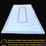 TOALHA DE MESA CONFECCIONADA EM TECIDO SINTÉTICO ACETINADO , COR CINZA-PRATEADA, COM APLICAÇÃO DE RENDAS, ESTILO GUIPURE COM DESENHOS FLORAIS E ACABAMENTO EM RECORTES FOLIADOS NAS BORDAS E NO CORPO, MEDINDO 300 X 170 CM. APRESENTA MARCAS DO TEMPO, USO E PEQUENAS IMPERFEIÇÕES SUPERFICIAIS COMPATÍVEIS COM SUA UTILIZAÇÃO E ESTADO DE CONSERVAÇÃO, CONFORME FOTOS EXTRAS. ESCLAREÇA TODAS AS DÚVIDAS ANTES DE EFETUAR SEU LANCE, QUE SERÁ CONSIDERADO IRREVOGÁVEL E IRRETRATÁVEL. CONSULTE PREVIAMENTE OS TERMOS E CONDIÇÕES DISPONÍVEIS NO SITE. CONTATO (21) 98264-3000.
