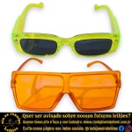 CONJUNTO DE ÓCULOS DE SOL, ESTILO  FASHION, MARCAS, MODELOS E PROCEDÊNCIAS DIVERSOS, CONFECCIONADOS EM ACETATO NEON COMPOSTO POR DUAS PEÇAS, SENDO: UM, COR AMARELO-NEON, COM LENTES ESCURAS E UM, ESTILO MÁSCARA (OVERSIZED), COR LARANJA-NEON, COM LENTES INTEGRADAS NA MESMA TONALIDADE. TRATA-SE DE PEÇA SEMINOVA, PODENDO APRESENTAR SINAIS DE USO, MARCAS DO TEMPO, DESGASTES NATURAIS, PEQUENAS IMPERFEIÇÕES, RESTAUROS, REPAROS E/OU OUTRAS CARACTERÍSTICAS PRÓPRIAS DE SUA NATUREZA, USO E ESTADO DE CONSERVAÇÃO, NÃO SENDO TAIS ASPECTOS, POR SI SÓ, MOTIVO PARA DESCLASSIFICAÇÃO, CANCELAMENTO OU QUESTIONAMENTOS POSTERIORES, DEVENDO O ARREMATANTE CONSIDERAR TAIS CONDIÇÕES PREVIAMENTE À OFERTA E ARREMATAÇÃO. ESCLAREÇA TODAS AS DÚVIDAS ANTES DE EFETUAR SEU LANCE, QUE SERÁ CONSIDERADO IRREVOGÁVEL E IRRETRATÁVEL. CONSULTE PREVIAMENTE OS TERMOS E CONDIÇÕES DISPONÍVEIS NO SITE. CONTATO (21) 98264-3000.