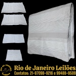 CAMESA - CONJUNTO JOGO PARA CAMA, LINHA NEO ELEMENTS, CONFECCIONADO EM TECIDO 100% ALGODÃO, COR BRANCA, APRESENTANDO ELEGANTE PADRONAGEM LISTRADA, COR CINZA COMPOSTO POR CINCO PEÇAS, SENDO: COBRE-LEITO ACOLCHOADO COM COSTURA MATELASSÊ, MEDINDO  280 X 240 CM; DOIS PORTA-TRAVESSEIROS, MEDINDO 90 X 45 CM CADA; CAPA PARA ALMOFADA, MEDINDO 50 X 25 CM E CAPA PARA ALMOFADA, MEDINDO 45 X 45 CM. APRESENTAM MARCAS DO TEMPO, USO, DESGASTES E/OU PEQUENAS IMPERFEIÇÕES COMPATÍVEIS COM SUA UTILIZAÇÃO E ESTADO DE CONSERVAÇÃO, CONFORME FOTOS EXTRAS. ESCLAREÇA TODAS AS DÚVIDAS ANTES DE EFETUAR SEU LANCE, QUE SERÁ CONSIDERADO IRREVOGÁVEL E IRRETRATÁVEL. CONSULTE PREVIAMENTE OS TERMOS E CONDIÇÕES DISPONÍVEIS NO SITE. CONTATO (21) 98264-3000.
