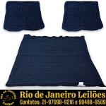 ARTELASSÊ - CONJUNTO JOGO PARA CAMA CONFECCIONADO EM TRICÔ 100% ACRÍLICO COM ACABAMENTO CANELADO NAS BARRAS, COR PRETA, COMPOSTO POR TRÊS PEÇAS, SENDO: PESEIRA MEDINDO 270 X 70 CM E DUAS ALMOFADAS, MEDINDO 40 X 40 CM CADA. APRESENTAM MARCAS DO TEMPO, USO, DESGASTES E/OU PEQUENAS IMPERFEIÇÕES COMPATÍVEIS COM SUA UTILIZAÇÃO E ESTADO DE CONSERVAÇÃO, CONFORME FOTOS EXTRAS. ESCLAREÇA TODAS AS DÚVIDAS ANTES DE EFETUAR SEU LANCE, QUE SERÁ CONSIDERADO IRREVOGÁVEL E IRRETRATÁVEL. CONSULTE PREVIAMENTE OS TERMOS E CONDIÇÕES DISPONÍVEIS NO SITE. CONTATO (21) 98264-3000.