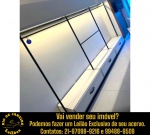MÓVEL MULTIFUNCIONAL COM ESTRUTURA METÁLICA PERIMETRAL COM ACABAMENTO EM PINTURA EPÓXI, QUE EMOLDURA E SUSTENTA, INTEGRADA A UMA BANCADA INFERIOR BAIXA, ESTILO RACK E/OU GAVETEIRO EXECUTADA EM MDF COM REVESTIMENTO MELAMÍNICO, CONTENDO TRÊS GAVETAS COM PUXADORES TIPO ALÇA, MEDINDO 188 X 365 X 48 CM. APRESENTA MARCAS DO TEMPO, USO, DESGASTES E/OU PEQUENAS IMPERFEIÇÕES COMPATÍVEIS COM SUA UTILIZAÇÃO E ESTADO DE CONSERVAÇÃO, CONFORME FOTOS EXTRAS. INFORMAMOS AINDA QUE NÃO REALIZAMOS EMBALAGEM DE MÓVEIS, SENDO A RETIRADA, ACONDICIONAMENTO, PROTEÇÃO E TRANSPORTE DE TOTAL RESPONSABILIDADE DO ARREMATANTE E/OU TRANSPORTADOR CONTRATADO. ESCLAREÇA TODAS AS DÚVIDAS ANTES DE EFETUAR SEU LANCE, QUE SERÁ CONSIDERADO IRREVOGÁVEL E IRRETRATÁVEL. CONSULTE PREVIAMENTE OS TERMOS E CONDIÇÕES DISPONÍVEIS NO SITE. CONTATO (21) 98264-3000.