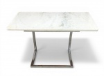 Mesa de centro ou aparador, tampo em mármore branco e base em alumínio podendo mudar posição. Possui pontos de ferrugem. Medidas: 63 X50 X 95 CM