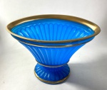 OAPLINA - CENTRO DE MESA SEC XIX  EM OPALINA FRANCESA  AZUL COM FRISO DOURADO. MEDIDAS:
