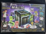 JOGO- Um jogo do Fantasma MAGIC, com 200 + Truques, na caixa, em excelente estado.