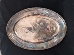 WOLFF  PRATA 90- Uma antiga e linda travessa oval em prata 90 WOLFF, medindo 42 x 30cm, em perfeito estado.