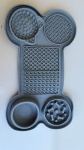DIVERSOS - Tapete comedouro e bebedouro de silicone medindo 37x22cm.