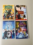 COLECIONISMO - Lote com Quatro DVDs princesas Disney, sendo eles Frozen, A Princesa e o Sapo, Mulan e Mulan 2.
