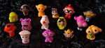 COLECIONISMO- Um lote com 15 bonequinhos colecionáveis da GOGO`S CLARO série Panini Crazy Bones Disney 2015.