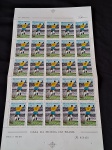 SELO- Folha completa de selo comemorativo do milésimo gol do Pelé, 1969, ordem nº754.494 , cartela nº 050138 . Com 25 selos. Em excelente estado de conservação. Como novos.