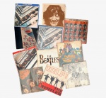 Coleção com 11 álbuns de The Beatles, reunindo títulos icônicos e coletâneas em prensagens brasileiras, com destaque para Help!, Revolver, Yellow Submarine e compilações clássicas como 19621966 e 19671970. Lote ideal para colecionadores e apreciadores, com ótimo apelo comercial e alta liquidez em leilão.