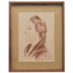 Assinatura não Identificada - Retrato em Perfil de Mulher. Desenho com lápis marrom s/ papel bege. Ass. cid. Moldura em madeira singela. 32 x 23 cm (MI). 47 x 37 cm (ME).