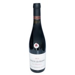 Vinho tinto Savigny-lès-Beaune "Les Pimentiers" de 2015 de Domaine Arnoux Père & Fils. Produzido na região da Borgonha, na França, utilizando a uva Pinot Noir. Vinho é descrito como profundo e complexo, com notas de frutas vermelhas e taninos estruturados