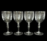 4 Taças para licor em cristal com lapidações no estilo Saint Louis, med. 12cm de altura.