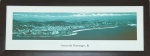 Fotografia decorativa do Aterro do Flamengo RJ em tons de verde com fundo branco e moldura em madeira escura e proteção de vidro med. 38X96cm 