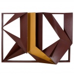 EMANOEL ARAUJO (Bahia 1940 - SP, 2022) Sem título - Escultura de madeira pintada 100 x 141 x 18 cm.