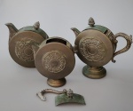 RMR SÃO PAULO - Lote com três peças no estado , necessita de restauro . Medida :20x18cm.