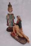 ARTE SACRA - Escultura representando N.S da Piedade , acompanha menino Jesus . Maior medindo : 15cm.