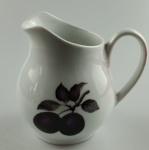 POZZANI- Leiteira/Jarra em porcelana , com decoração de fruta. Medindo : 14x14cm Apresenta uma mancha .