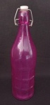 Garrafa de vidro para agua / suco com tampa Hermética , na cor Roxa . 1 L .
