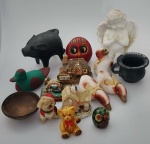 MISCELÂNEA - Lote com quinze peças diversas , representando esculturas, anjo, pato, corujas e outros , de diversos materiais e procedencias . Maior medindo : 17x15cm.