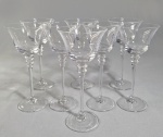 Conjunto com 10 elegantes taças altas para Vinho branco em finissimo cristal. Hastes trabalhadas com gomos. Sem marca. Med.