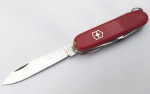 Clássico Canivete Suíço Victorinox Rostfrei OFFICIER SUISSE medindo 16cm aberto, e 9cm fechado. Pequeno lascadinho na capa do cabo