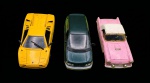 Três (3) carrinhos miniaturas sendo eles : Uma(1) Lamborghini Diablo 1990 MED: 5 X 9 X 20 OBS : uma das portas está emperrada ;Uma(1) miniatura Revell - Ford Thunderbird 1956 Pink Dream com avarias nas duas rodas dianteiras MED: 6 X 9 X 20  ; Uma(1) miniatura Mitsubishi space runner SS7401 MED 7 X 8 X 20