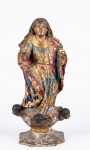 Escultura sacra de Nossa Senhora da Conceição em madeira nobre com pintura policromada. Med.: 27x10x6cm