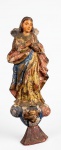 Escultura de Nossa Senhora da Conceição em madeira policromada. Obs: vendida no estado. Med.: 32x8x12cm.