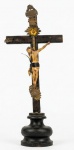 Escultura de Jesus Cristo crucifixo esculpido em madeira, com detalhes em ferro. Med.: 46x5x10cm